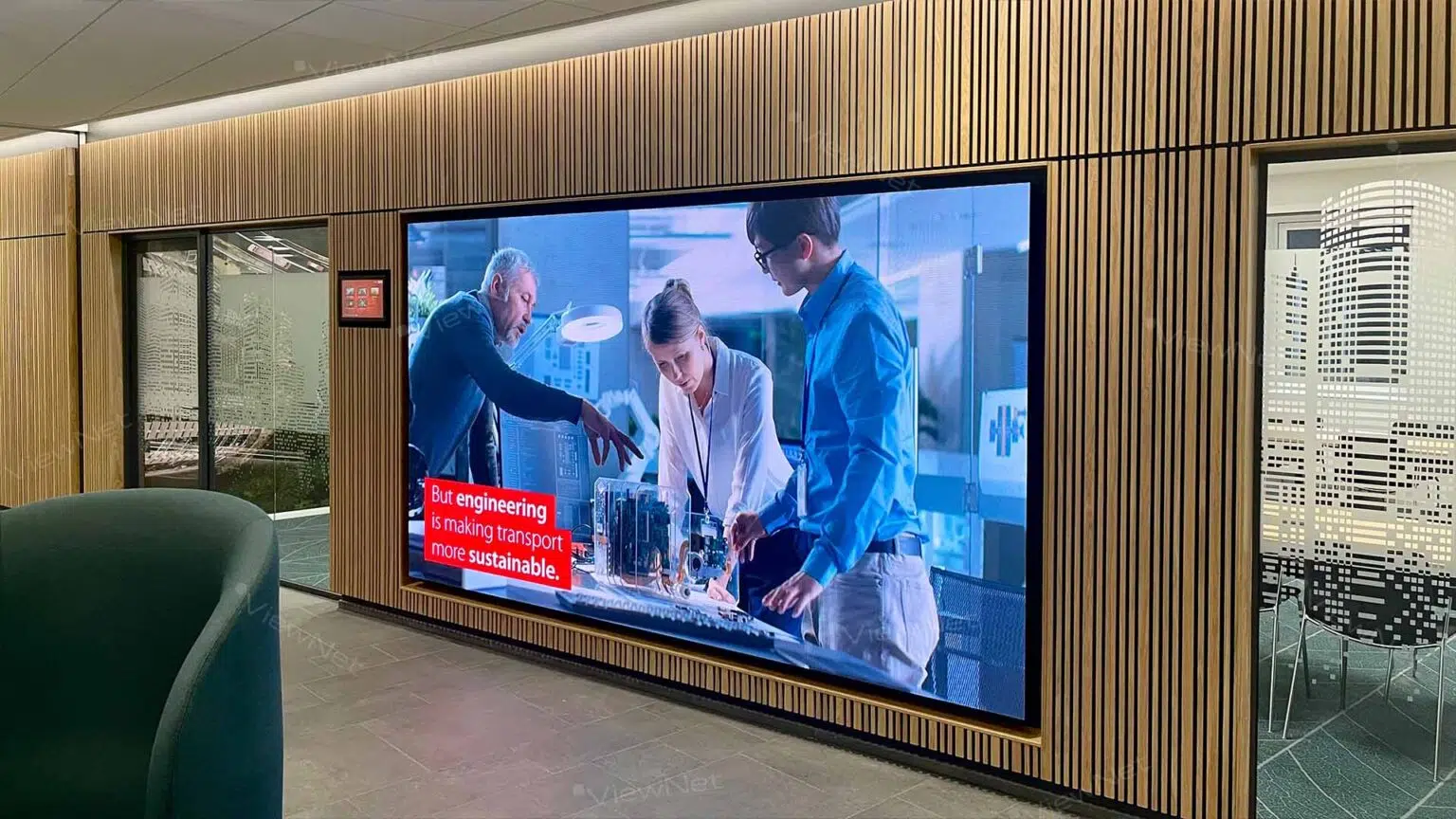 ViewNet-LED-Storskærm-mødelokale-skærm-Danfoss-Campus-kolding