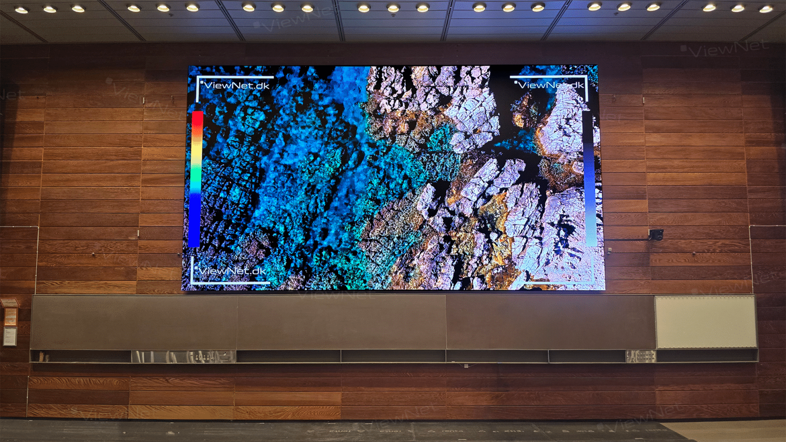 ViewNet LED Storskærm placeret i Rigshospitalets auditorium.