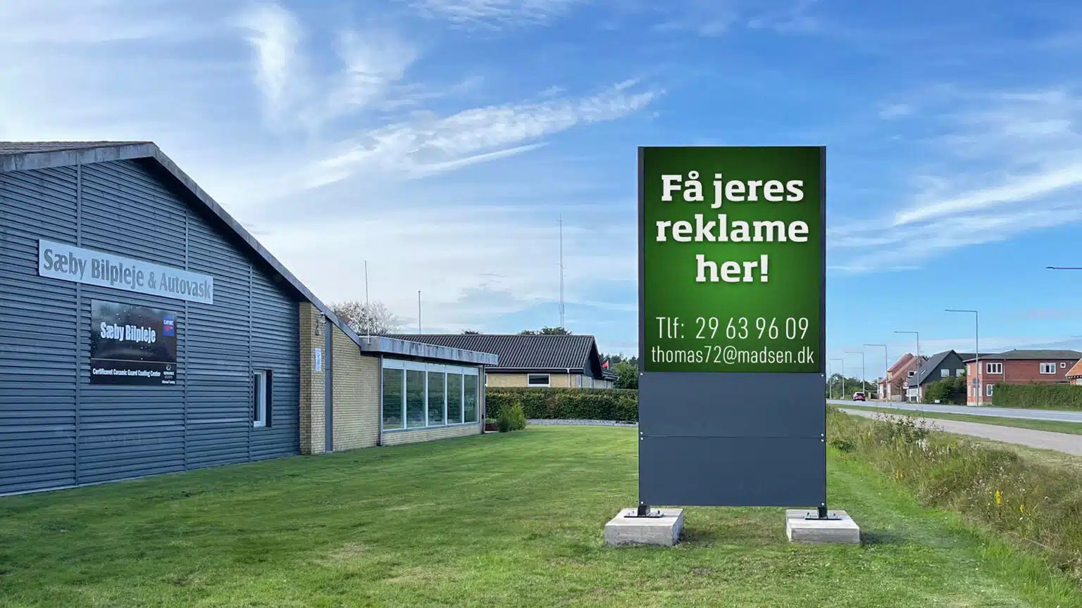 ViewNet LED pylon ved vejside