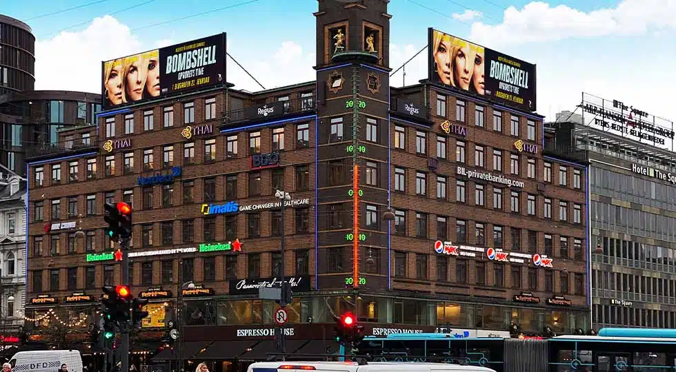 Viewnet-LED-Storskærm-Fritstående-Billboard-Rådhuspladsen