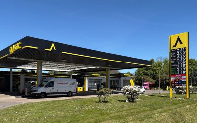 En ViewNet LED skærm retrofittet til en eksisterende konstruktion på en CLASSIC tankstation i Tyskland.