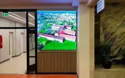 ViewNet-LED-Großbildschirm-Nykøbing-Katedralskolen-Infobildschirm