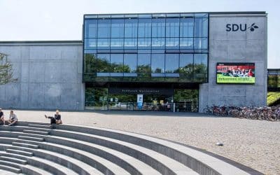 Viewnet-SDU-Odense-LED-Großbildschirm-Fassadenbildschirm-c